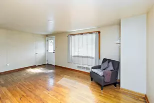 454 Marta Dr, Pittsburgh, PA 15236 - Photo 4