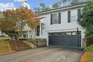 970 Castleview Dr, North Huntingdon, PA 15642 - Photo 1