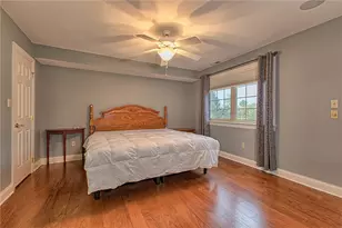 728 Glengarry Ct, Pittsburgh, PA 15239 - Photo 16