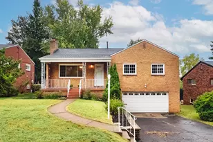 194 Thomas Dr, Pittsburgh, PA 15236 - Photo 1