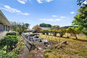 2 Sedum Dr, Pittsburgh, PA 15209 - Photo 24