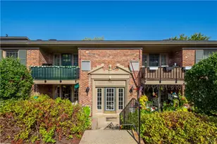 1000 Chatham Park Dr, Scott Township, PA 15216 - Photo 1