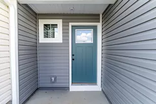 224 Smith Ln, Chippewa Township, PA 15010 - Photo 6