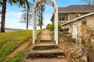 3771 Glades Pike Rd, Somerset Township, PA 15501 - Photo 6