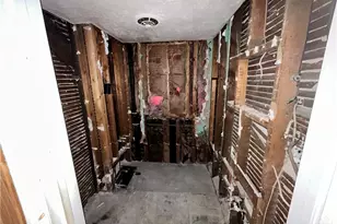 208 Delp St, Pittsburgh, PA 15202 - Photo 16