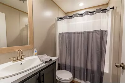 1406 A Hidden Valley Dr, Robinson Twp, PA 15019 - Photo 18