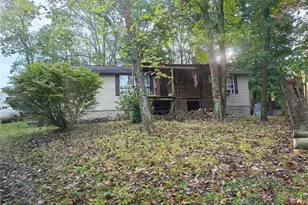 220 Whitmire Rd, Oakland Township, PA 16061 - Photo 1