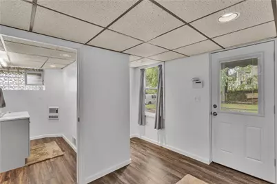 112 Seville, Ross Twp, PA 15214 - Photo 18