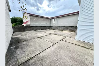 406 Harrison Ave, Jeannette, PA 15644 - Photo 4