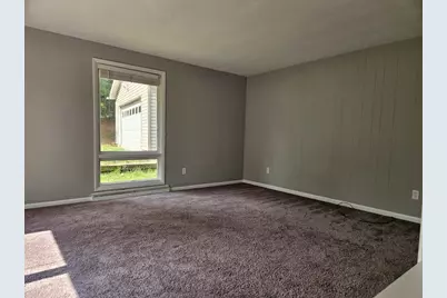 5124 Dorris Dr, Forward Township, PA 15037 - Photo 10