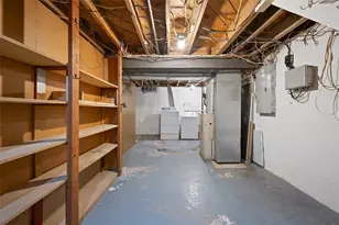 468 Lois Dr, Pittsburgh, PA 15236 - Photo 32