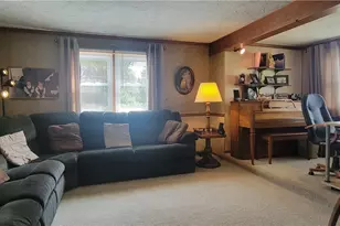 116 Hilltop Ave, Jenner Township, PA 15520 - Photo 8