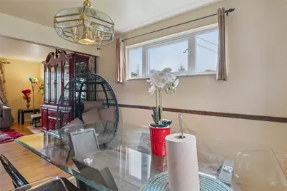 1236 Fox Terrier Dr, Bethel Park, PA 15102 - Photo 12