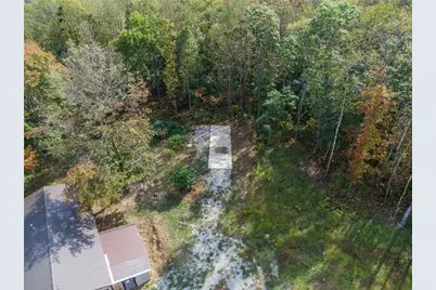 135 Sandy Flat Rd, Springfield Township, PA 15425 - Photo 4