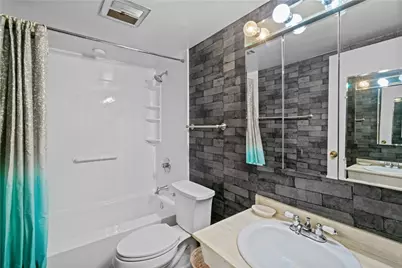 5 Bayard Rd #714, Pittsburgh, PA 15213 - Photo 12