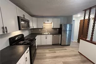 3101 Camberly Dr, Hampton, PA 15044 - Photo 4