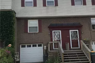 3101 Camberly Dr, Hampton, PA 15044 - Photo 1