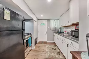 6206 Ira Way, Pittsburgh, PA 15217 - Photo 16