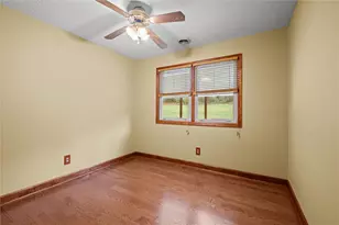 208 Republican Ln, White Township, PA 15701 - Photo 14