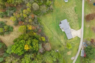 208 Republican Ln, White Township, PA 15701 - Photo 4