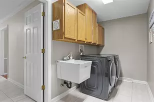 110 Springbrooke, Peters Township, PA 15367 - Photo 22