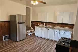 2212 Cronemeyer St, McKeesport, PA 15132 - Photo 8