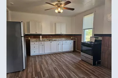 2212 Cronemeyer St, McKeesport, PA 15132 - Photo 2