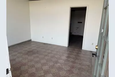 800 Wallace Avenue, Vandergrift, PA 15690 - Photo 20