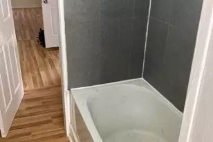 800 Wallace Ave, Vandergrift, PA 15690 - Photo 10