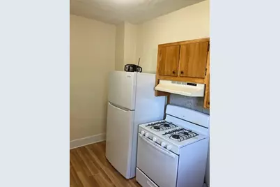 800 Wallace Avenue, Vandergrift, PA 15690 - Photo 2