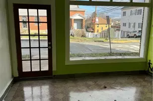 800 Wallace Ave, Vandergrift, PA 15690 - Photo 18