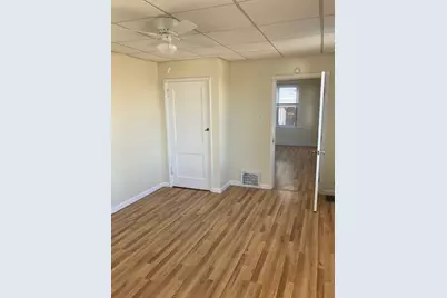 800 Wallace Avenue, Vandergrift, PA 15690 - Photo 8