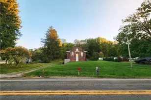 1750 Harbor Edinburg Rd, Union Township, PA 16116 - Photo 2