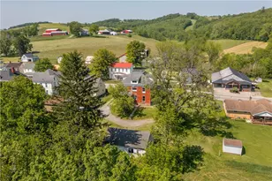 4575 Prosperity Pike, Morris Township, PA 15329 - Photo 12