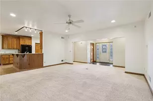 2210 Skyhill Rd, Mahoning Township, PA 16116 - Photo 14