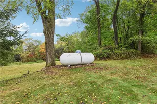 2210 Skyhill Rd, Mahoning Township, PA 16116 - Photo 38