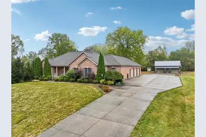 2210 Skyhill Road, Mahoning Township, PA 16116 - Photo 4