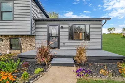 384 Kenneth Dr, Rostraver, PA 15012 - Photo 1