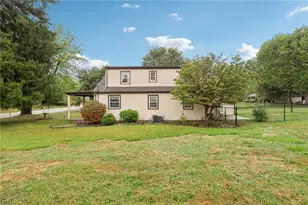 1426 Eastbrook Rd, New Castle, PA 16101 - Photo 44