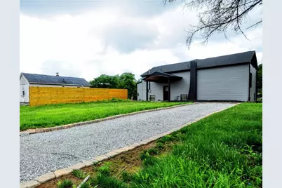 2040 Constitution Blvd, Elizabeth Twp/Boro, PA 15135 - Photo 10