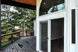 2040 Constitution Blvd, Elizabeth Twp/Boro, PA 15135 - Photo 8