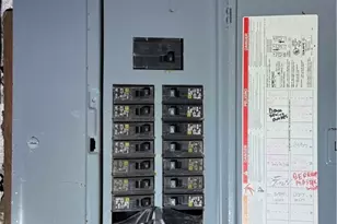 421 Belonda St, Pittsburgh, PA 15211 - Photo 22