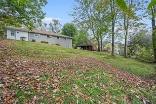 302 McKinney Dr, Moon/Crescent Twp, PA 15108 - Photo 36