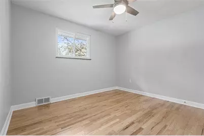 302 McKinney Dr, Moon/Crescent Twp, PA 15108 - Photo 18