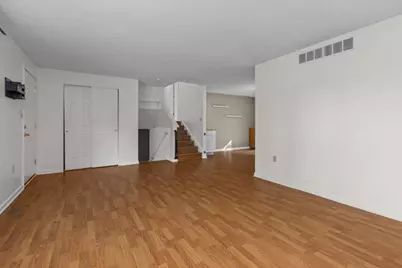 2432 W Hardies Rd, Hampton, PA 15044 - Photo 6