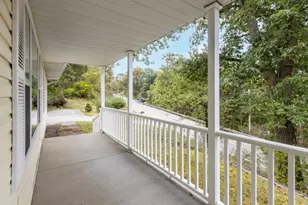 2432 W Hardies Rd, Hampton, PA 15044 - Photo 2