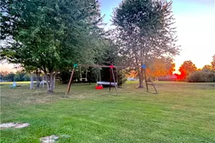 1993 Mercer West Middlesex Rd, Lackawannock Township, PA 16137 - Photo 8