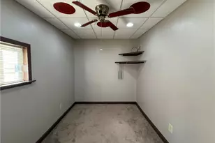 205 E Winter Ave, New Castle, PA 16101 - Photo 24