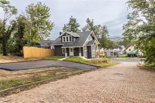 156 S 9th St, Connellsville, PA 15425 - Photo 6