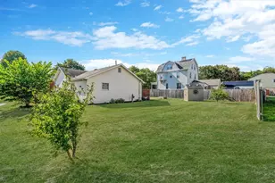 206 Washington St, Vanport, PA 15009 - Photo 4